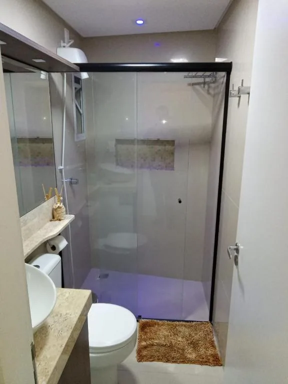 Apartamento em Prédio com Vista Mar encantadora - Praia, Piscina e Garagem, Balneário Camboriú, na 109 Rua João Francisco dos Santos em Balneário Camboriú/SC — foto 3