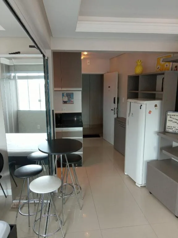 Apartamento em Prédio com Vista Mar encantadora - Praia, Piscina e Garagem, Balneário Camboriú, na 109 Rua João Francisco dos Santos em Balneário Camboriú/SC — foto 9