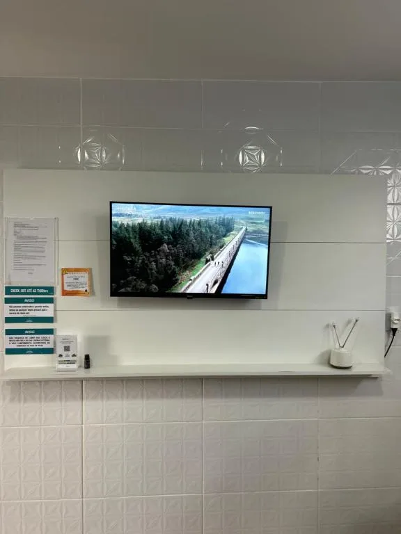 Pousada BC Flat 300 m da Praia e da Roda Gigante, Balneário Camboriú, na 180 Rua Jacob Schmidt em Balneário Camboriú/SC — foto 7