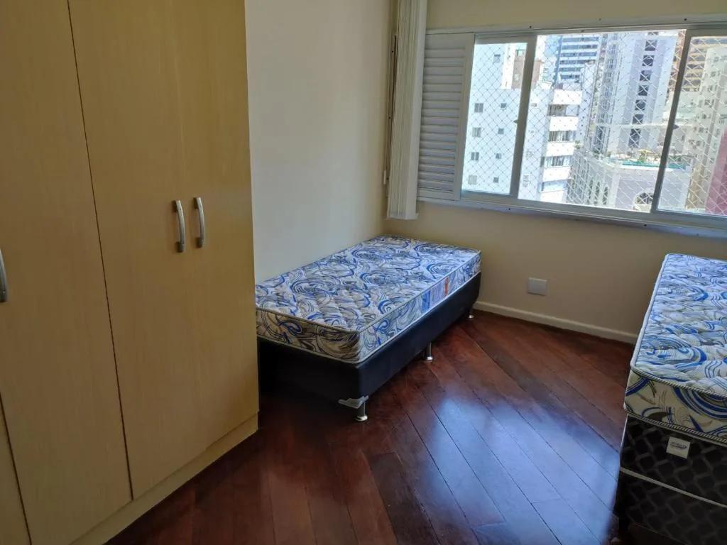 Apto Av Brasil Quadra mar, Balneário Camboriú, na 692 Avenida Brasil Apto. em Balneário Camboriú/SC — foto 2