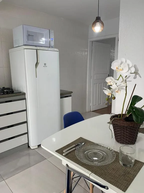 Pousada BC Flat 300 m da Praia e da Roda Gigante, Balneário Camboriú, na 180 Rua Jacob Schmidt em Balneário Camboriú/SC — foto 16