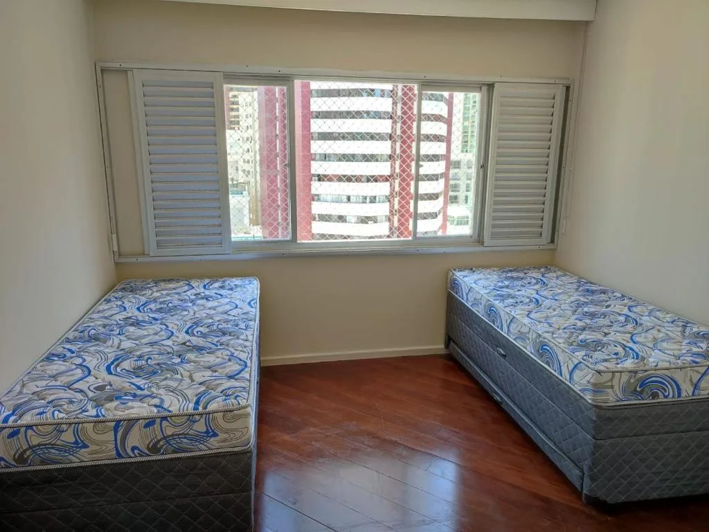 Apto Av Brasil Quadra mar, Balneário Camboriú, na 692 Avenida Brasil Apto. em Balneário Camboriú/SC — foto 7
