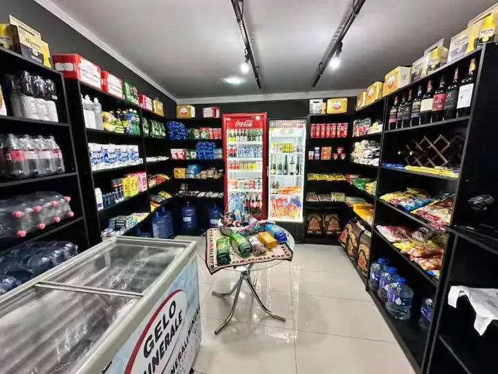 Apartamento em Prédio com Vista Mar encantadora - Praia, Piscina e Garagem, Balneário Camboriú, na 109 Rua João Francisco dos Santos em Balneário Camboriú/SC — foto 27