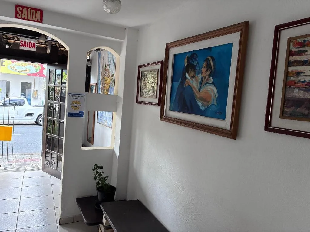 Uma pousada acolhedora, que combina a alma de um lar com o charme de Balneário Camboriú, Balneário Camboriú, na Rua em Balneário Camboriú/SC — foto 13