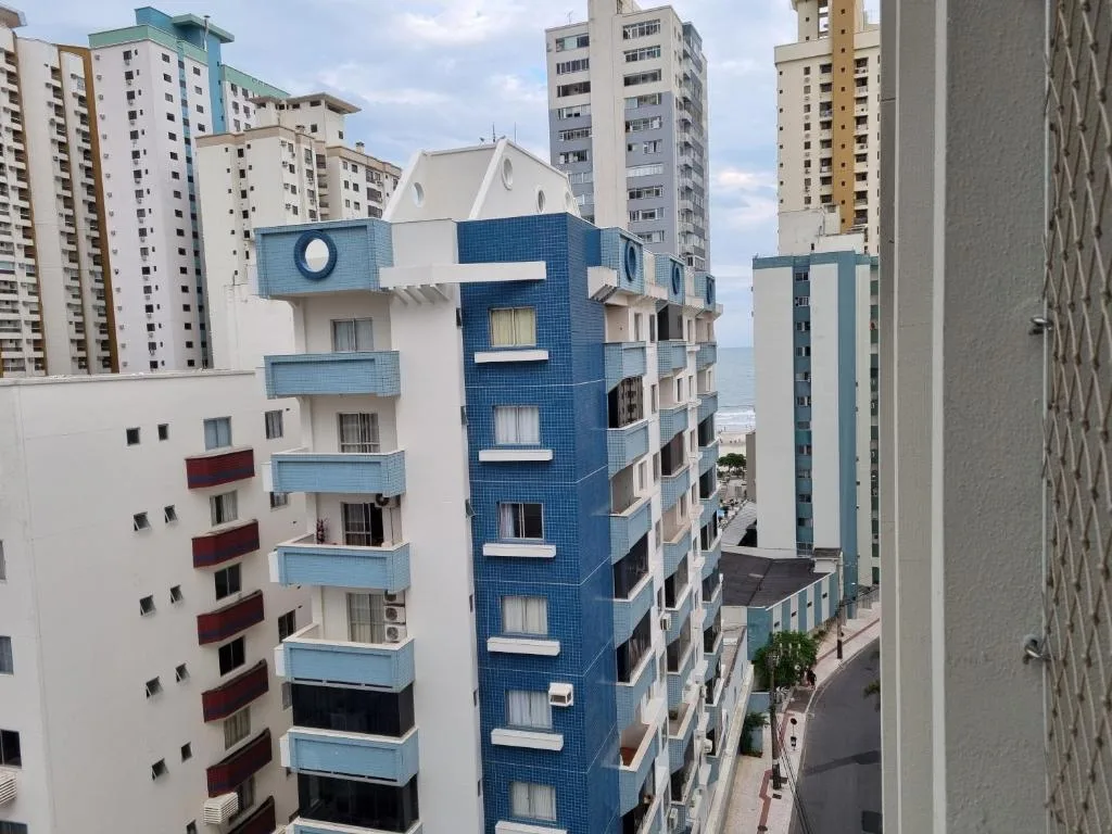 Apto Av Brasil Quadra mar, Balneário Camboriú, na 692 Avenida Brasil Apto. em Balneário Camboriú/SC — foto 20