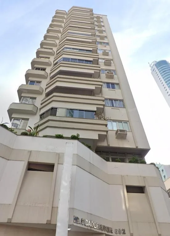 Apto Av Brasil Quadra mar, Balneário Camboriú, na 692 Avenida Brasil Apto. em Balneário Camboriú/SC — foto 27