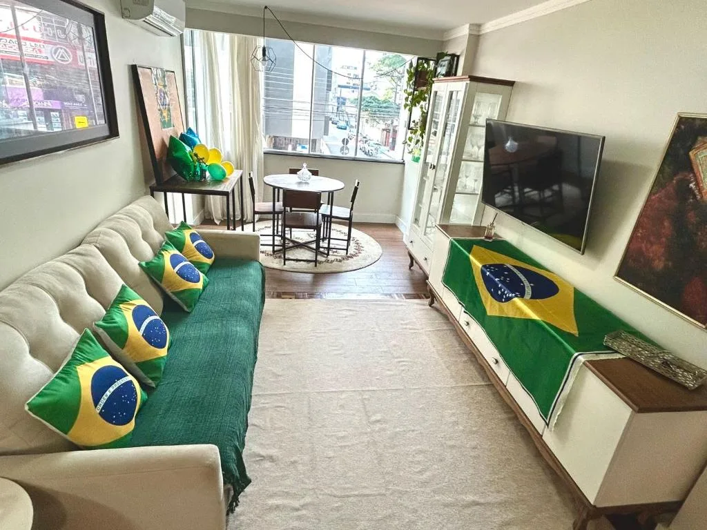 2 minutos da praia, famílias ou home office, climatizado, wi fi rápido, Balneário Camboriú, na Av. Brasil em Balneário Camboriú/SC — foto 9