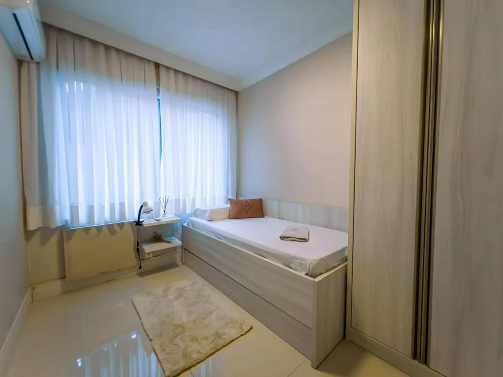 Excelente Ap na Praia Central Av Brasil com 1 vaga disponível, Balneário Camboriú, na Rua em Balneário Camboriú/SC — foto 3