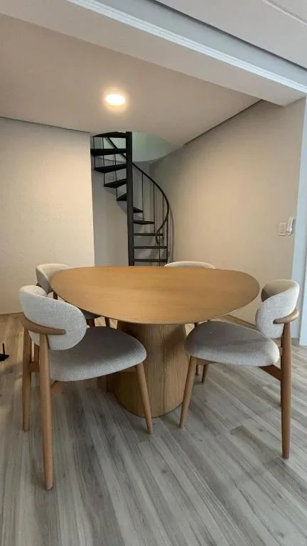 Cobertura Duplex 3 Quartos - BC, Balneário Camboriú, na Rua Mingote Serafim, n 214 Apt em Balneário Camboriú/SC