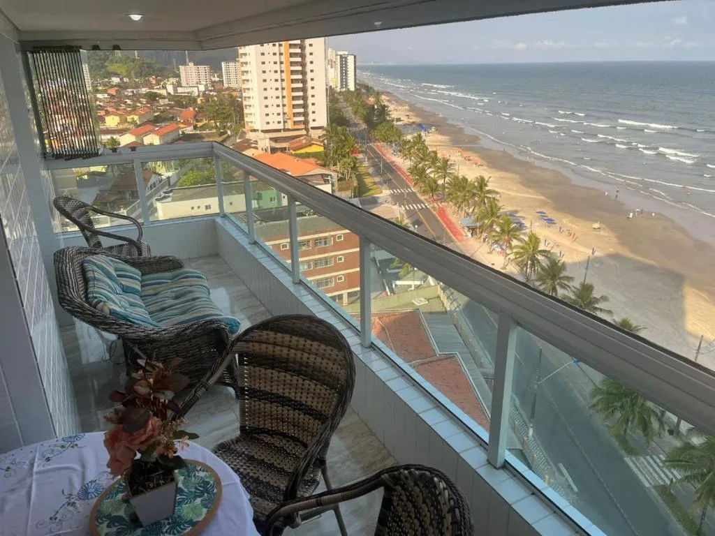 Marco Zero Containers 2, Balneário Camboriú, na 425 Rua Síria em Balneário Camboriú/SC — foto 32