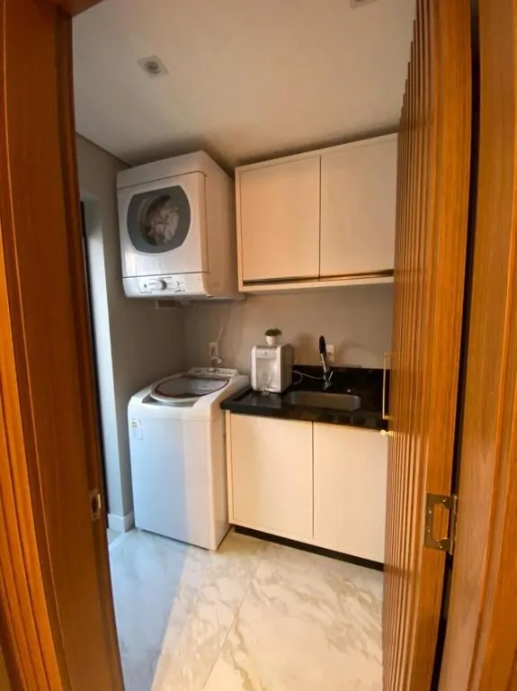 Sofisticado apartamento a 400mts da praia, Balneário Camboriú, na R. em Balneário Camboriú/SC — foto 10