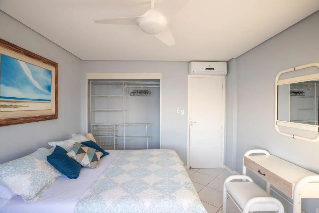 Frente Mar no Centro | 3 Quartos + 2 Vagas, Balneário Camboriú, na 2114 Av. Atlântica em Balneário Camboriú/SC — foto 19