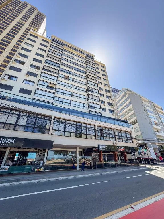 Frente Mar no Centro | 3 Quartos + 2 Vagas, Balneário Camboriú, na 2114 Av. Atlântica em Balneário Camboriú/SC — foto 29