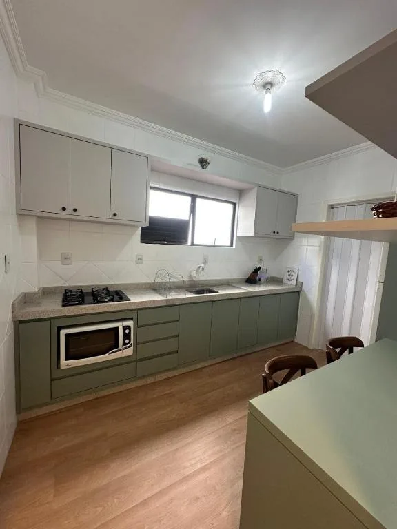 Estadia Aconchego e Madeira, Balneário Camboriú, na Rua 2500, Apto em Balneário Camboriú/SC — foto 17