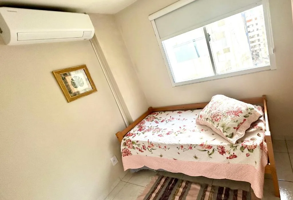 Sacada vista mar, famílias ou home office, wi fi rápido, climatizado, Balneário Camboriú, na Avenida Brasil em Balneário Camboriú/SC — foto 14