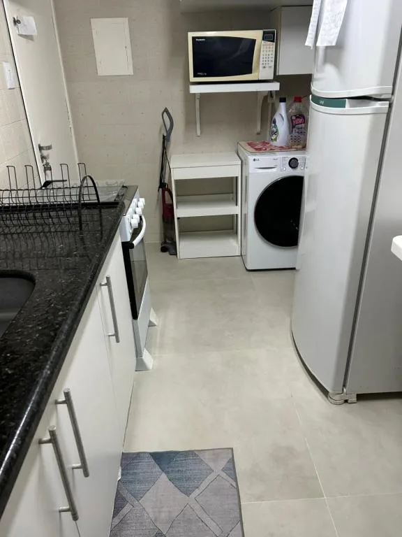 Sacada vista mar, famílias ou home office, wi fi rápido, climatizado, Balneário Camboriú, na Avenida Brasil em Balneário Camboriú/SC — foto 16