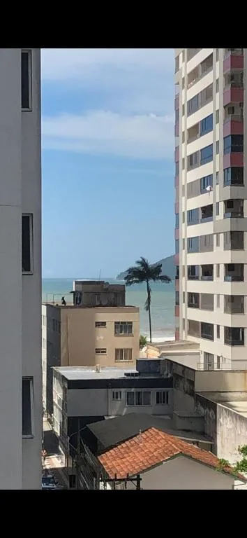 Sacada vista mar, famílias ou home office, wi fi rápido, climatizado, Balneário Camboriú, na Avenida Brasil em Balneário Camboriú/SC — foto 17