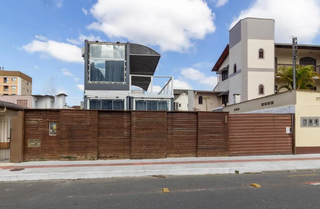 Marco Zero Containers - Próximo à Roda Gigante, Balneário Camboriú, na Rua Síria, 425 em Balneário Camboriú/SC — foto 42