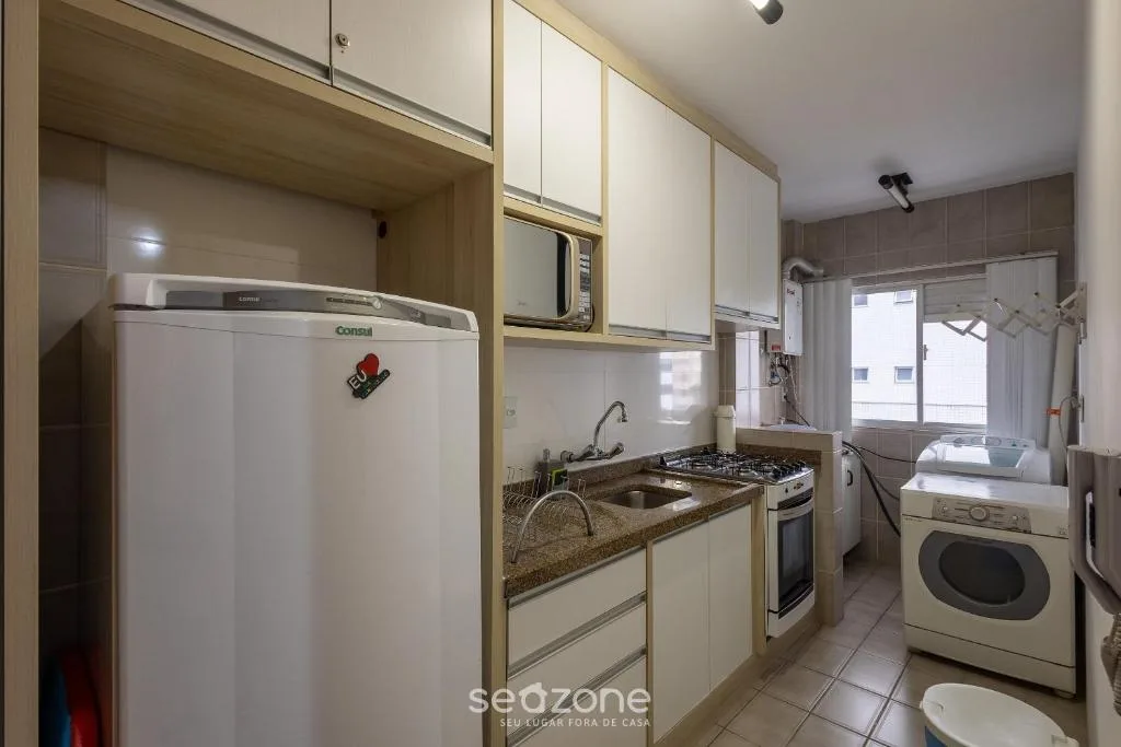 Apto c varanda próx praia loc. privilegiada MRN302, Balneário Camboriú, na Rua 501, S/N, AP 302, Centro em Balneário Camboriú/SC — foto 4