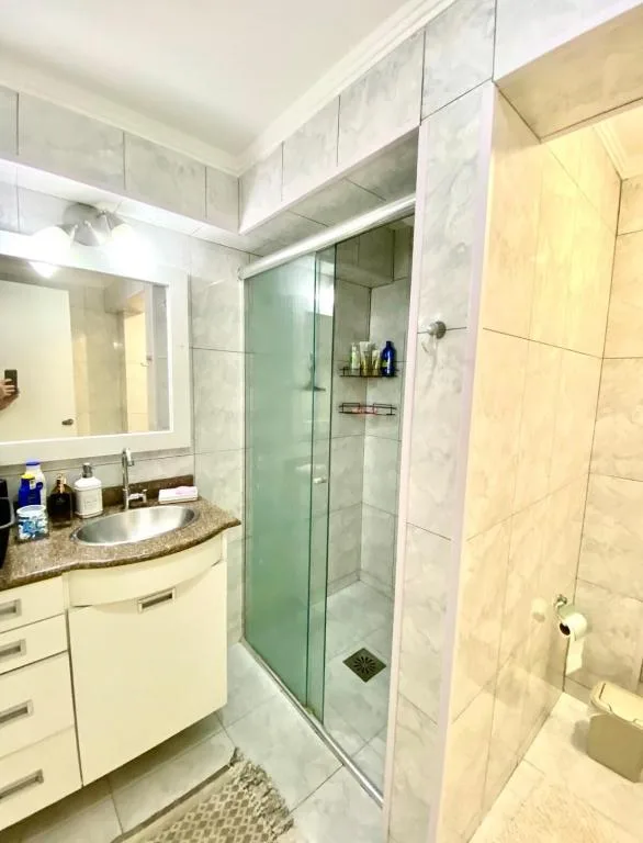 Quadra Mar, dois quartos, Balneário Camboriú, na Rua 2700, 71 - apto em Balneário Camboriú/SC — foto 3