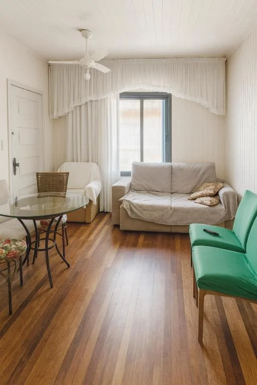 Casa Gigante para até 10 pessoas no centro em Balneário Camboriú em Santa Catarina, Balneário Camboriú, na Rua 2448, 81 casa em Balneário Camboriú/SC — foto 2
