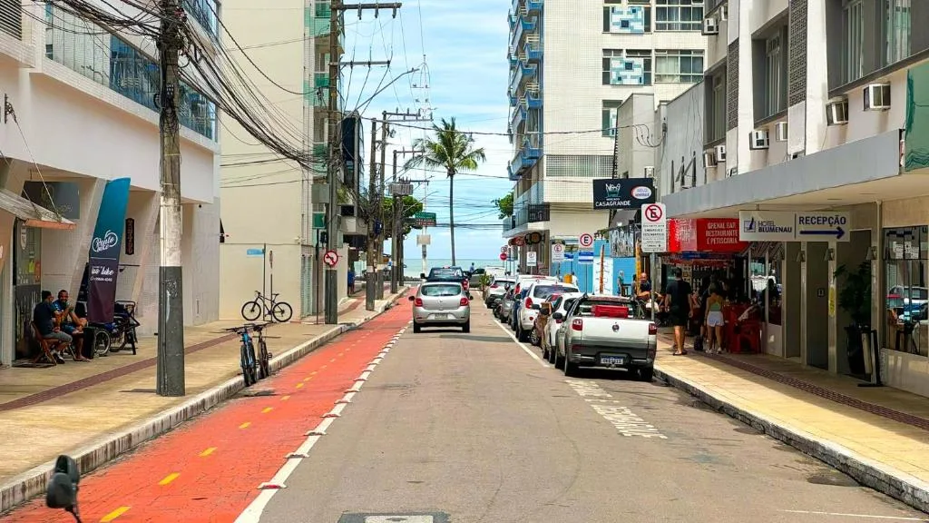 Quadra Mar, dois quartos, Balneário Camboriú, na Rua 2700, 71 - apto em Balneário Camboriú/SC — foto 22