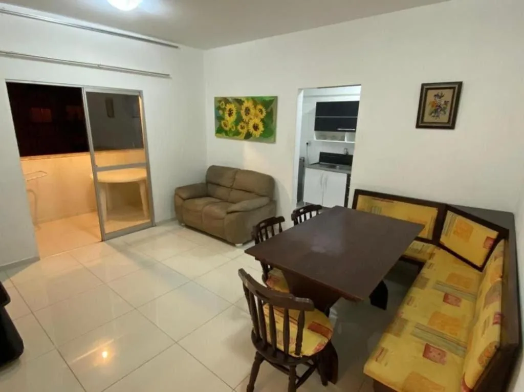 Quadra Mar, dois quartos, Balneário Camboriú, na Rua 2700, 71 - apto em Balneário Camboriú/SC — foto 24