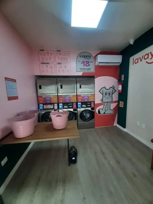 Apartamento encantador quadra mar, Balneário Camboriú, na Rua 3706, n. 27 - apto em Balneário Camboriú/SC — foto 19