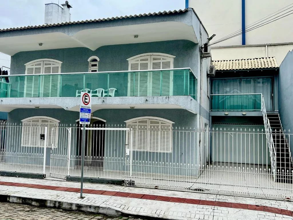 sobrado centro de Balneário para até 21 pessoas, Balneário Camboriú, na Rua 800, n em Balneário Camboriú/SC — foto 7