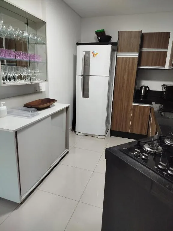 Apartamento pertinho do mar, e roda gigante, Balneário Camboriú, na Rua Isidoro Caetano em Balneário Camboriú/SC — foto 11