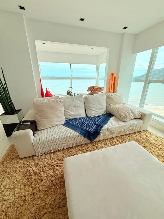 Exclusivo Frente Mar na Barra Sul • Av. Atlântica, Balneário Camboriú, na Avenida Atlântica em Balneário Camboriú/SC — foto 4