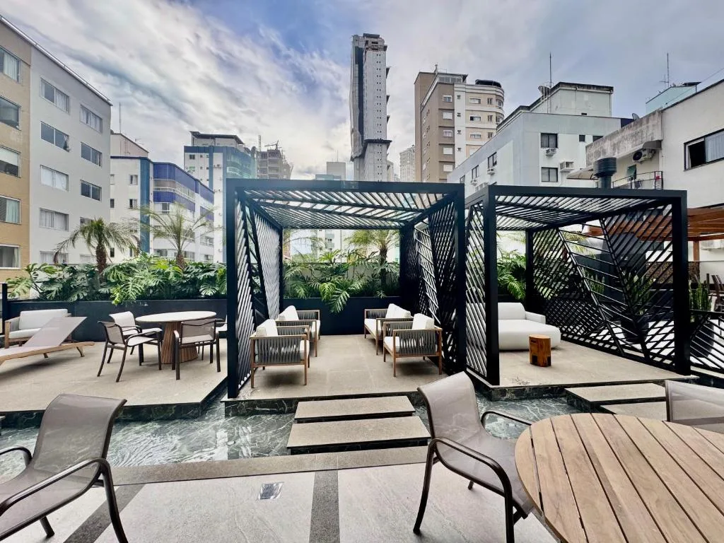 Apartamento 3 dormitórios quadra da praia, Balneário Camboriú, na Rua 3750, número 40 em Balneário Camboriú/SC — foto 7