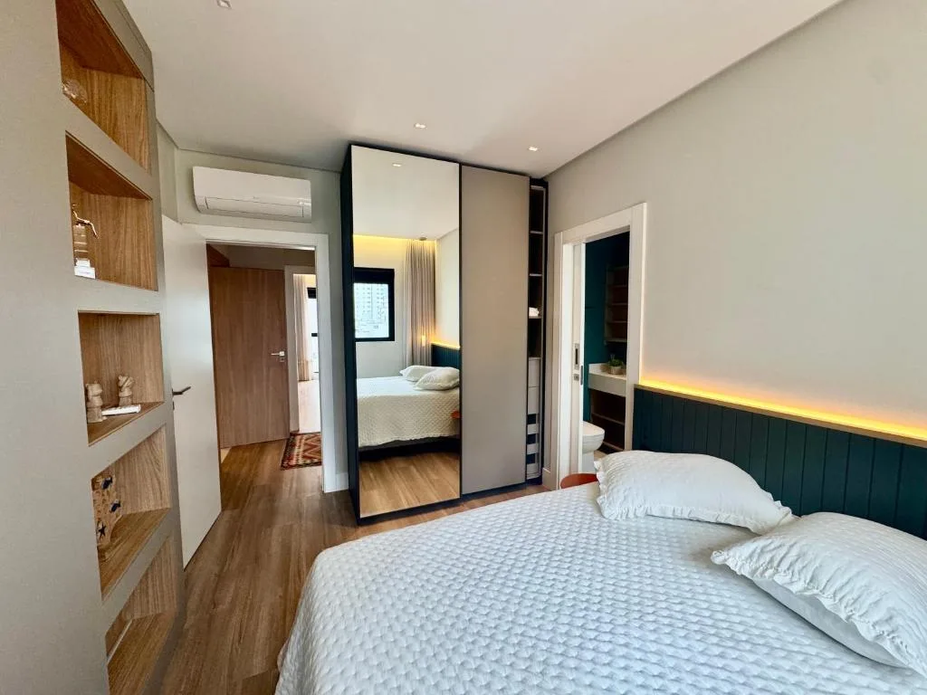 Apartamento 3 dormitórios quadra da praia, Balneário Camboriú, na Rua 3750, número 40 em Balneário Camboriú/SC — foto 8