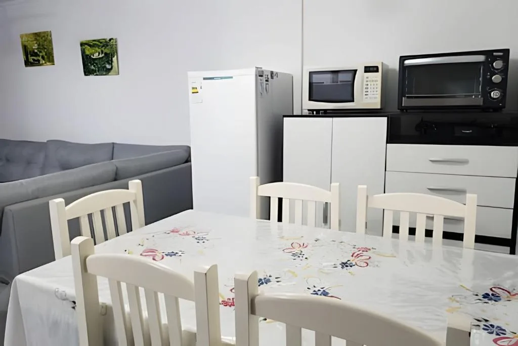 Apartamento 2 Quartos com Ar Condicionado, Balneário Camboriú, na Rua em Balneário Camboriú/SC — foto 4