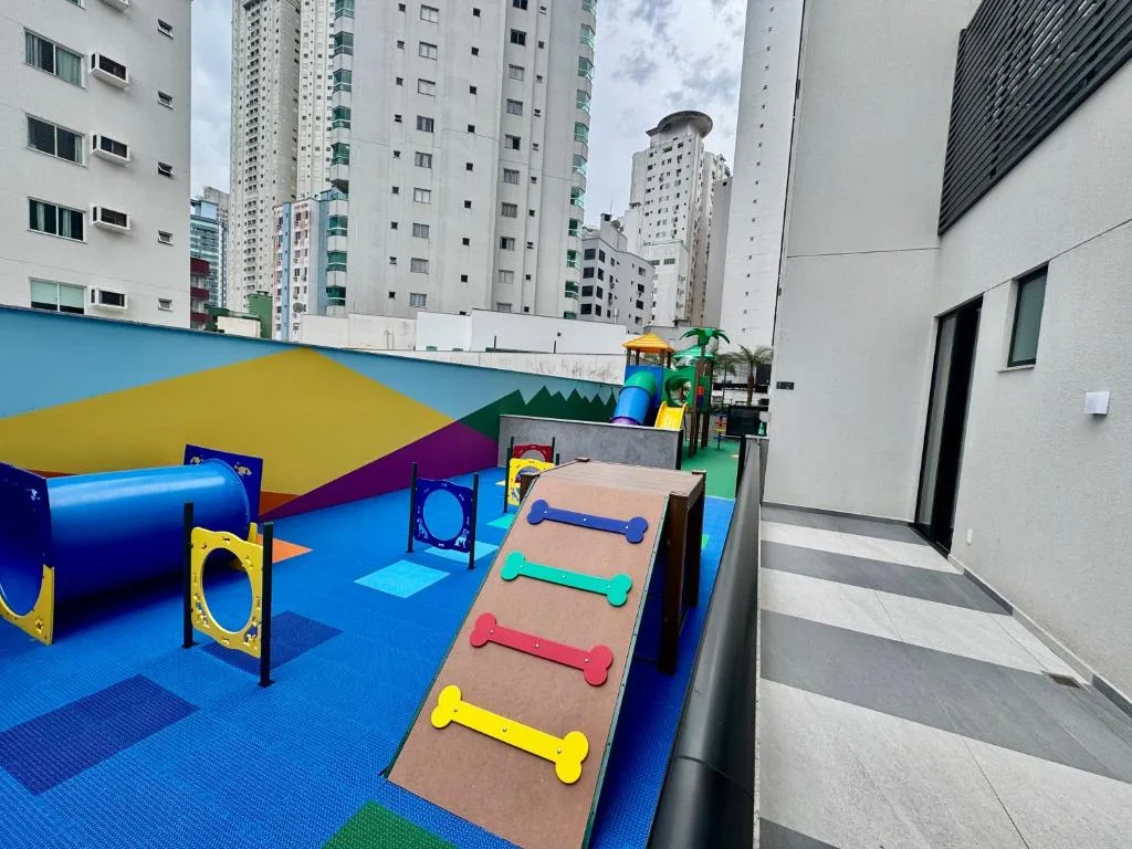 Apartamento 3 dormitórios quadra da praia, Balneário Camboriú, na Rua 3750, número 40 em Balneário Camboriú/SC — foto 22