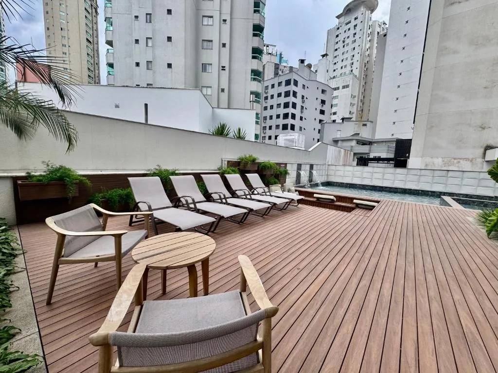 Apartamento 3 dormitórios quadra da praia, Balneário Camboriú, na Rua 3750, número 40 em Balneário Camboriú/SC — foto 24