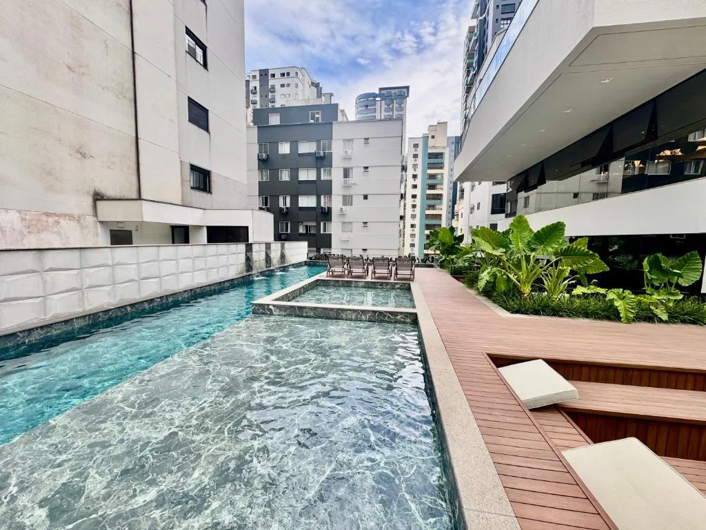Apartamento 3 dormitórios quadra da praia, Balneário Camboriú, na Rua 3750, número 40 em Balneário Camboriú/SC — foto 27