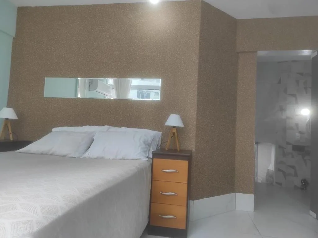 Pé na Areia com Garagem GRÁTIS 3 Quartos na Orla de Balneário Camboriú, Balneário Camboriú, na ATLANTICA 3850 AP 14 BL SA - CENTRO em Balneário Camboriú/SC — foto 2