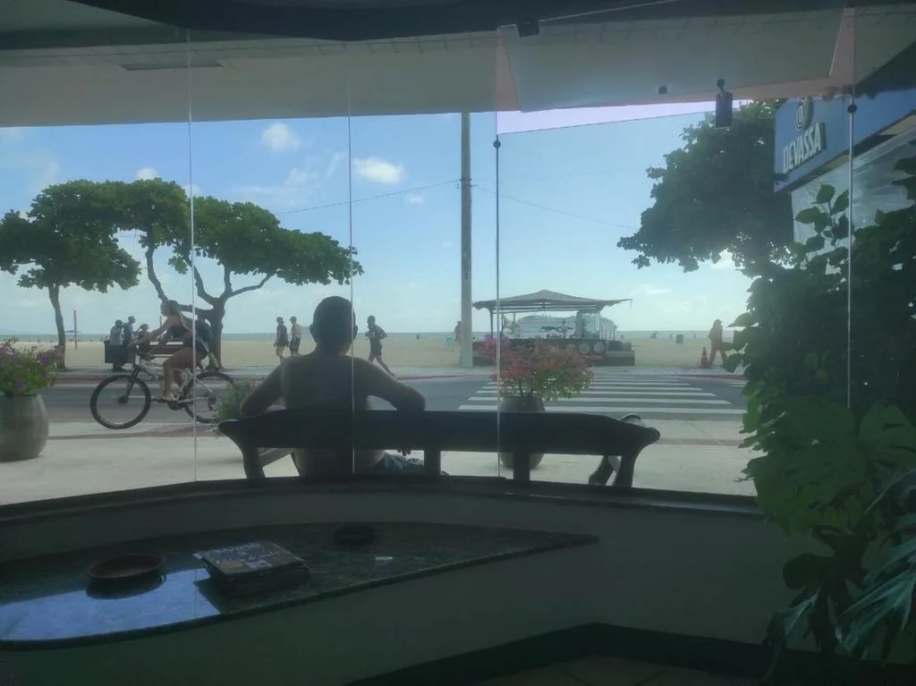 Pé na Areia com Garagem GRÁTIS 3 Quartos na Orla de Balneário Camboriú, Balneário Camboriú, na ATLANTICA 3850 AP 14 BL SA - CENTRO em Balneário Camboriú/SC — foto 12