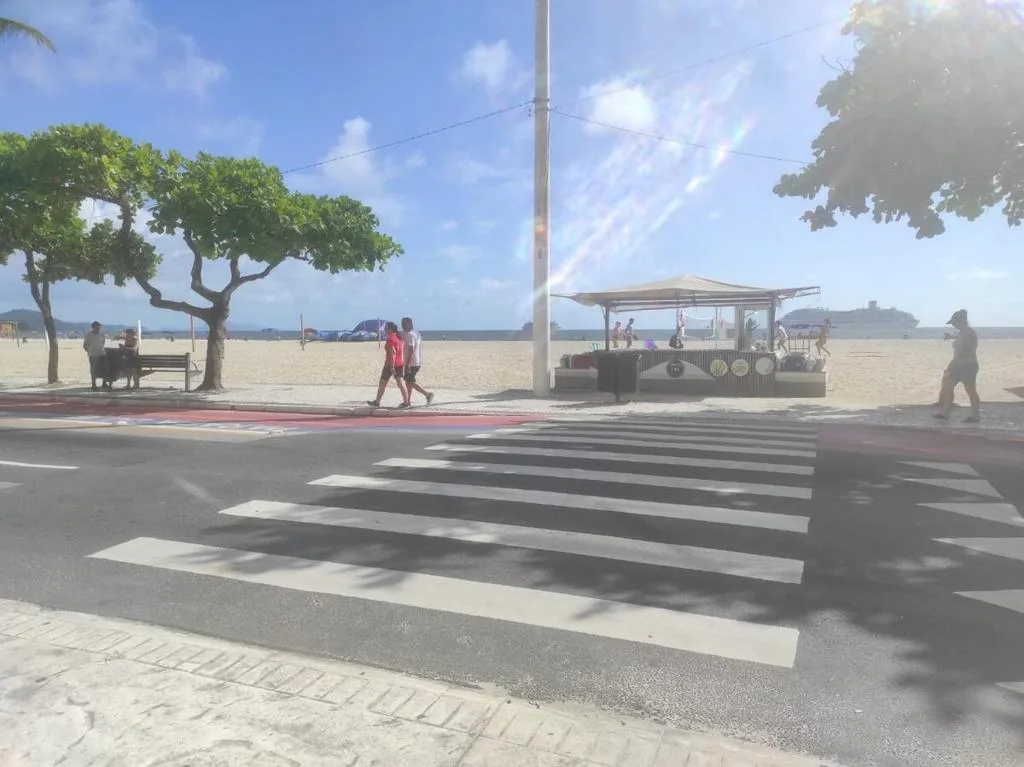 Pé na Areia com Garagem GRÁTIS 3 Quartos na Orla de Balneário Camboriú, Balneário Camboriú, na ATLANTICA 3850 AP 14 BL SA - CENTRO em Balneário Camboriú/SC — foto 14