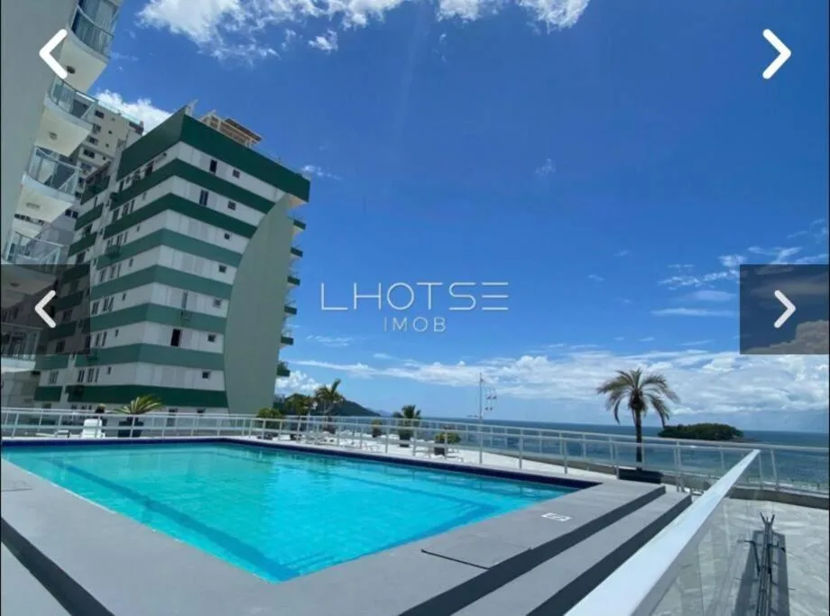 Apartamento fantástico com piscina e linda vista, Balneário Camboriú, na Avenida Atlântica, 2554 apto 121A em Balneário Camboriú/SC