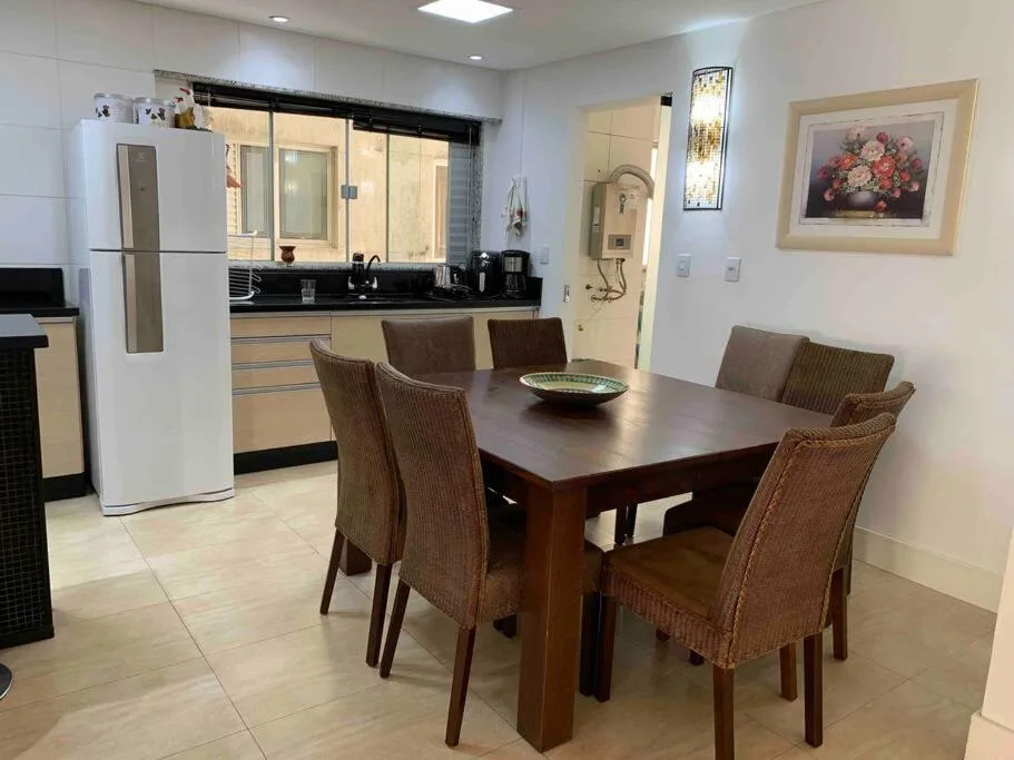 Apartamento fantástico com piscina e linda vista, Balneário Camboriú, na Avenida Atlântica, 2554 apto 121A em Balneário Camboriú/SC — foto 7