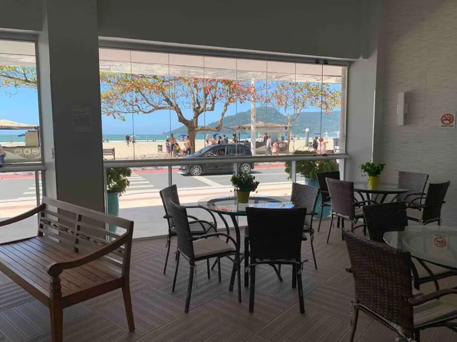Apartamento fantástico com piscina e linda vista, Balneário Camboriú, na Avenida Atlântica, 2554 apto 121A em Balneário Camboriú/SC — foto 15