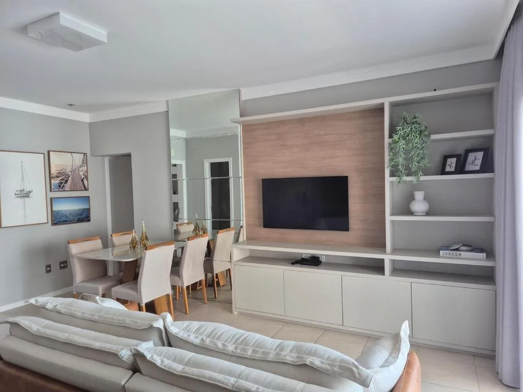 Apartamento moderno e funcional bem localizado, Balneário Camboriú, na Rua 2070, numero 10 Ed Madison Square em Balneário Camboriú/SC