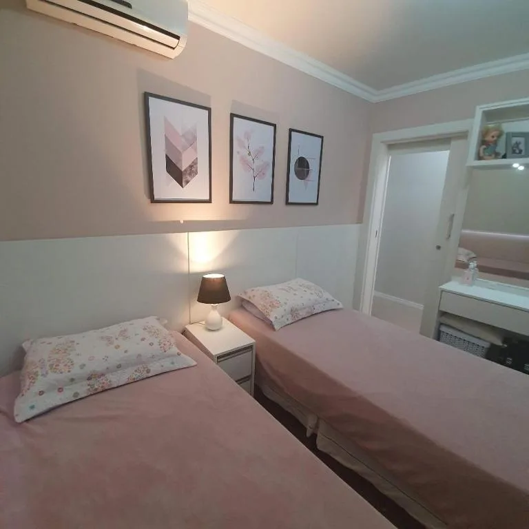 Apartamento Quadra Mar Centro Balneário Camboriú, Balneário Camboriú, na Rua 3000, 110 em Balneário Camboriú/SC — foto 11