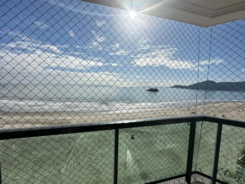 Apto 4 Quartos Frente Mar em BC com Vista Deslumbrante, Balneário Camboriú, na Edifício Panorama Apto em Balneário Camboriú/SC — foto 41