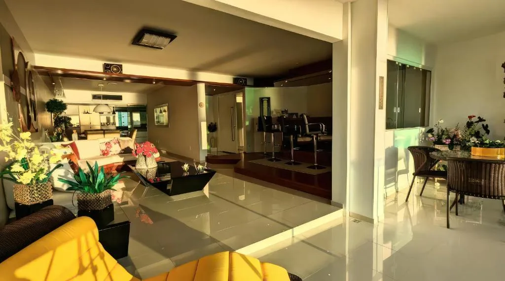 Frente Mar alto padrão 250m2 pé na areia 3 garagens, Balneário Camboriú, na Av. Atlântica, 450 em Balneário Camboriú/SC — foto 14