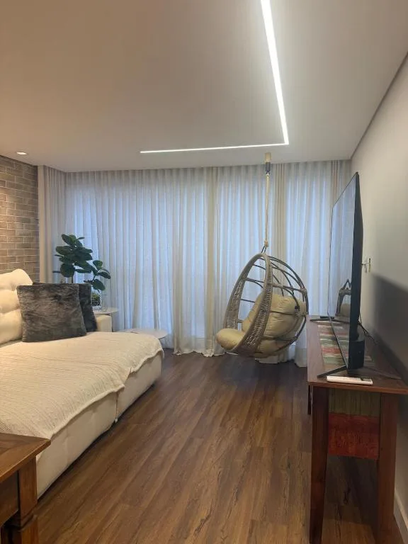 Suítes climatizadas com lazer na Praia dos Amores, Balneário Camboriú, na Rua Evaristo da Veiga em Balneário Camboriú/SC — foto 15