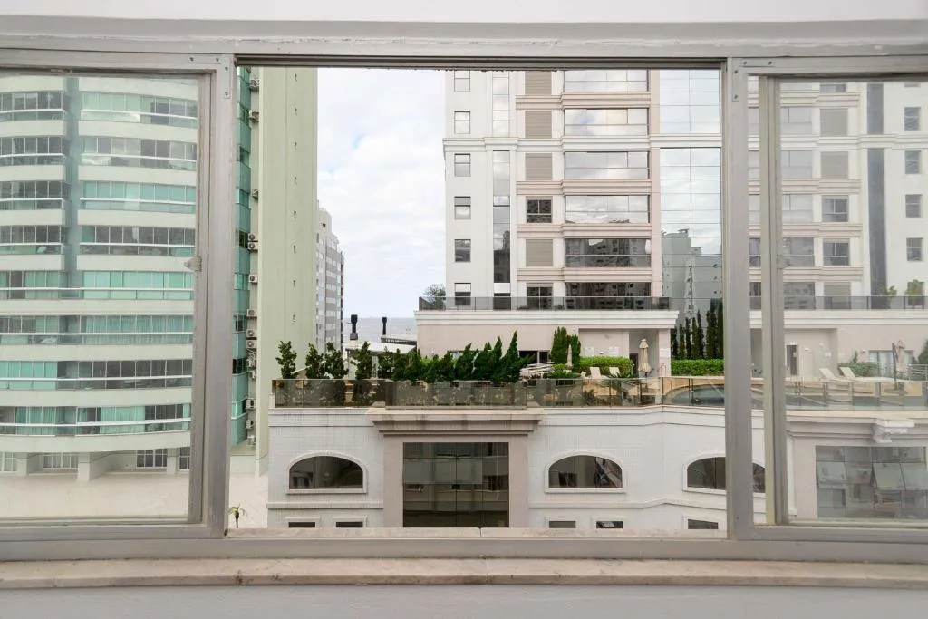 Apto Av. Brasil a 170m da Praia DU8568, Balneário Camboriú, na Av. Brasil, Apto 603, Ed. Gemini, Centro em Balneário Camboriú/SC — foto 11