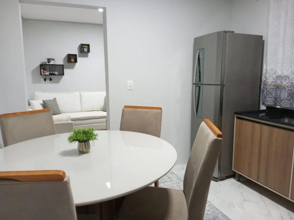 Casa em Balneário Camboriú, próximo a Roda Gigante de BC,900 mtrs da praia!, Balneário Camboriú, na Rua Codorna em Balneário Camboriú/SC — foto 8